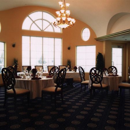 Chateau Louis Hotel & Conference Centre Edmonton Exterior photo